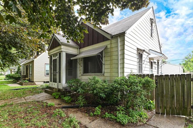 3136 N 77th STREET, Milwaukee, WI 53222