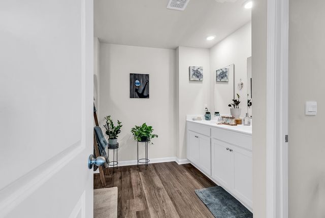 514 Hogwart Ln., Longs, SC 29568