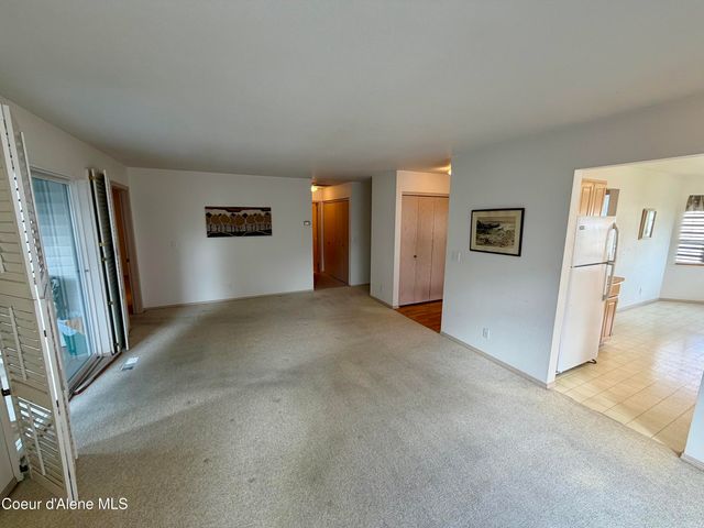 1446 W Woodlawn DR, Hayden, ID 83835