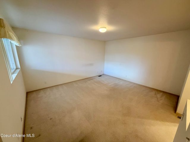 1446 W Woodlawn DR, Hayden, ID 83835