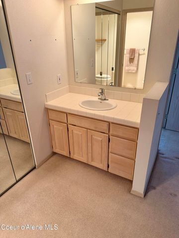 1446 W Woodlawn DR, Hayden, ID 83835