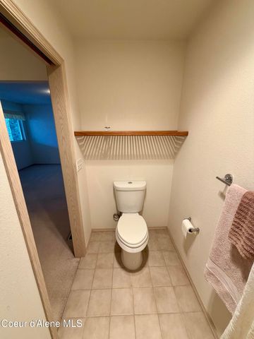 1446 W Woodlawn DR, Hayden, ID 83835