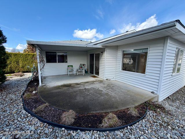 1446 W Woodlawn DR, Hayden, ID 83835