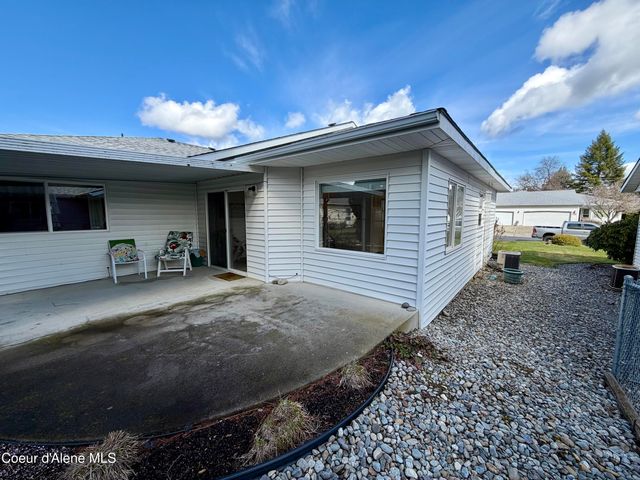 1446 W Woodlawn DR, Hayden, ID 83835