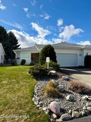 1446 W Woodlawn DR, Hayden, ID 83835