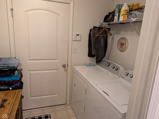 6407 Emerald Springs Drive, Indianapolis, IN 46221