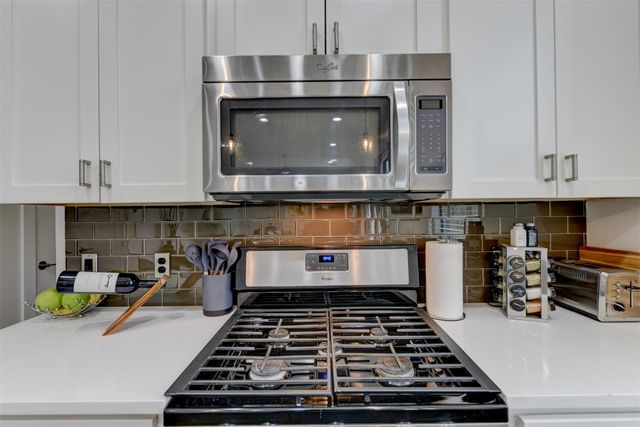 2501 E 4th ST A, Austin, TX 78702