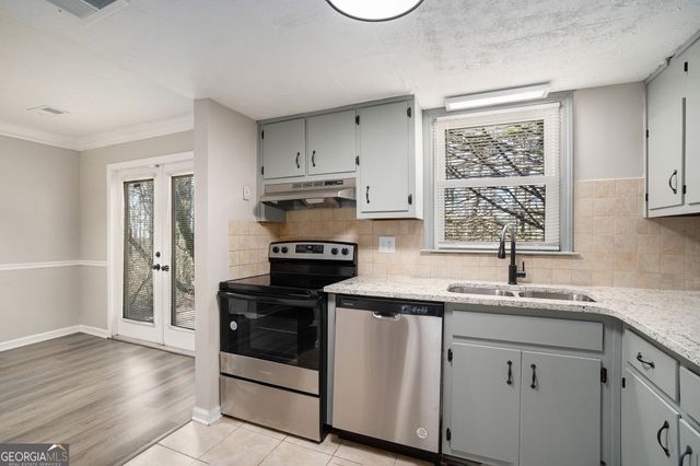 3027 Spruce Circle, Snellville, GA 30078