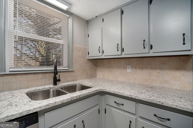 3027 Spruce Circle, Snellville, GA 30078