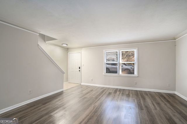 3027 Spruce Circle, Snellville, GA 30078