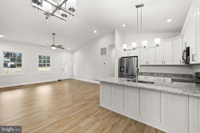 27 COLONY WAY, Montross, VA 22520