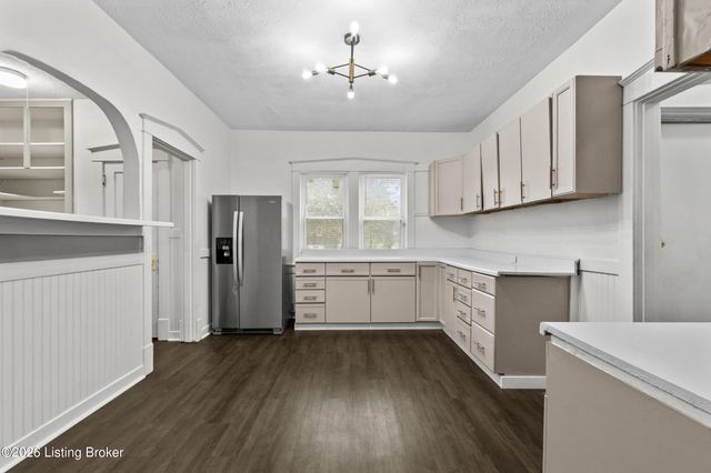 714 Dearborn Ave, Louisville, KY 40211