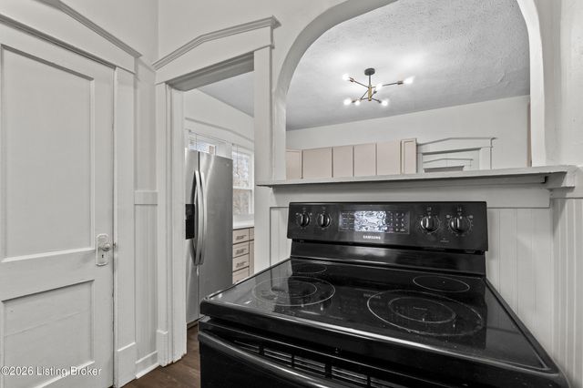 714 Dearborn Ave, Louisville, KY 40211