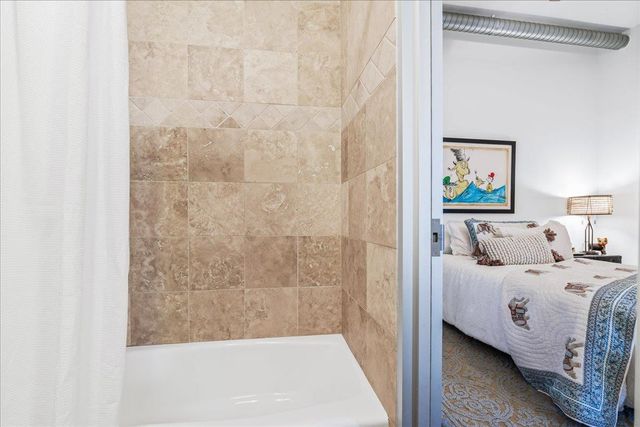 311 W 5th ST 1005, Austin, TX 78701