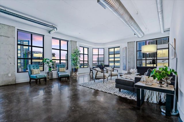 311 W 5th ST 1005, Austin, TX 78701