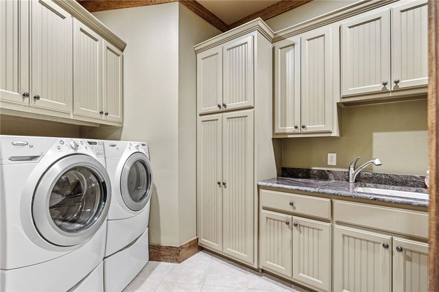 811 Top Ridge Drive, Sunset, SC 29685