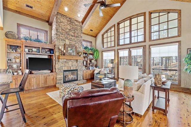 811 Top Ridge Drive, Sunset, SC 29685