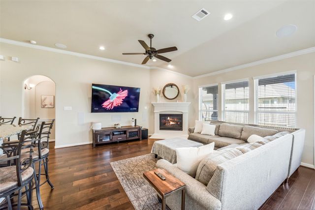 20822 Camelot Legend Drive, Tomball, TX 77375