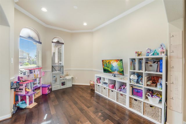 20822 Camelot Legend Drive, Tomball, TX 77375