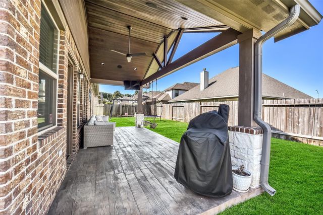 20822 Camelot Legend Drive, Tomball, TX 77375
