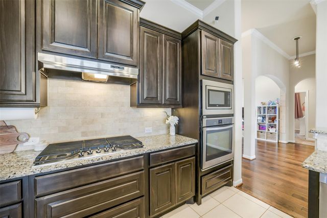 20822 Camelot Legend Drive, Tomball, TX 77375