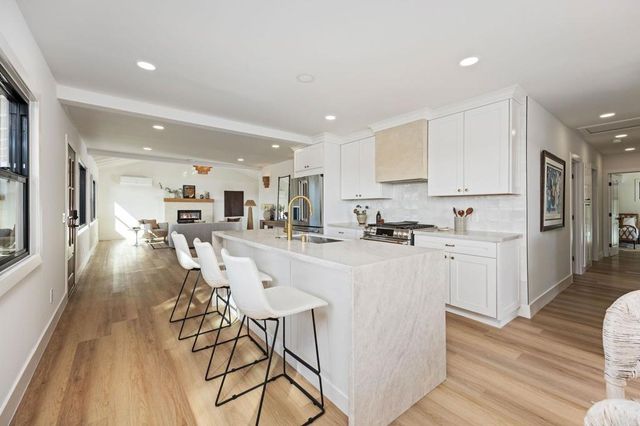 2101 Grandview Street, Oceanside, CA 92054