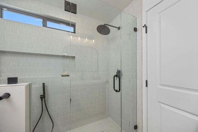 2101 Grandview Street, Oceanside, CA 92054
