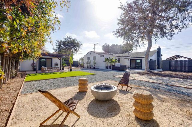 2101 Grandview Street, Oceanside, CA 92054