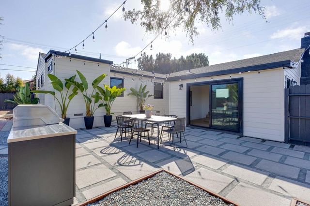 2101 Grandview Street, Oceanside, CA 92054