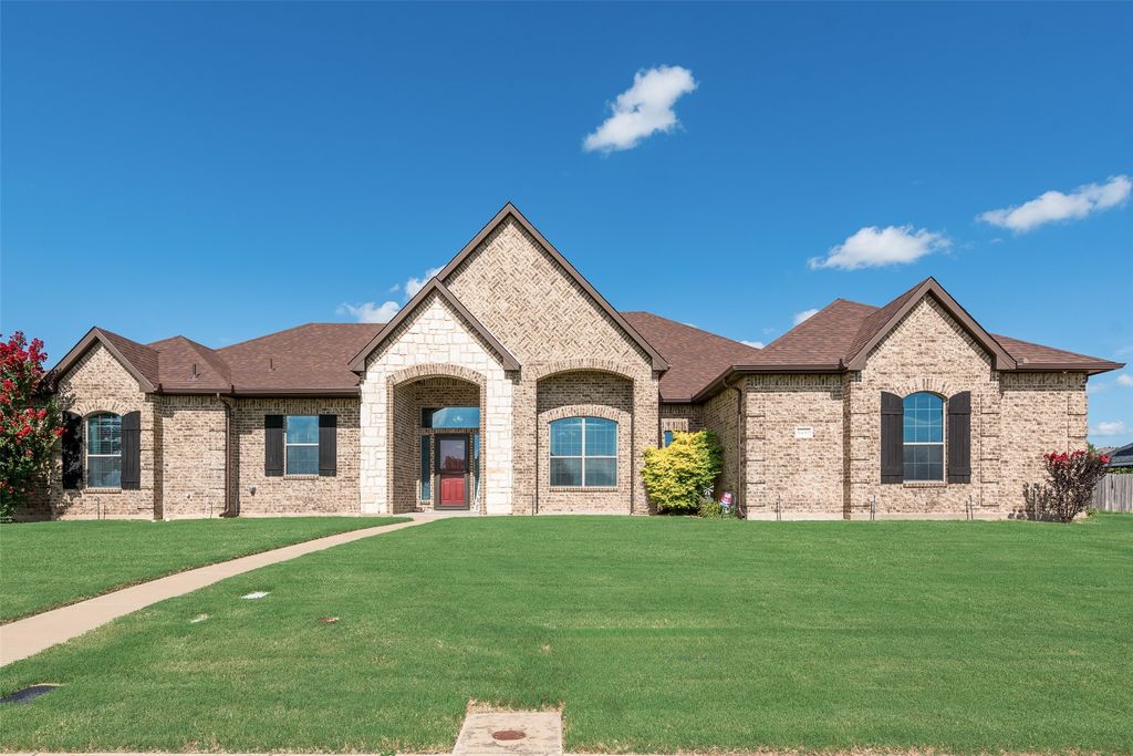 6430 Fox Run Drive, Midlothian, TX 76065