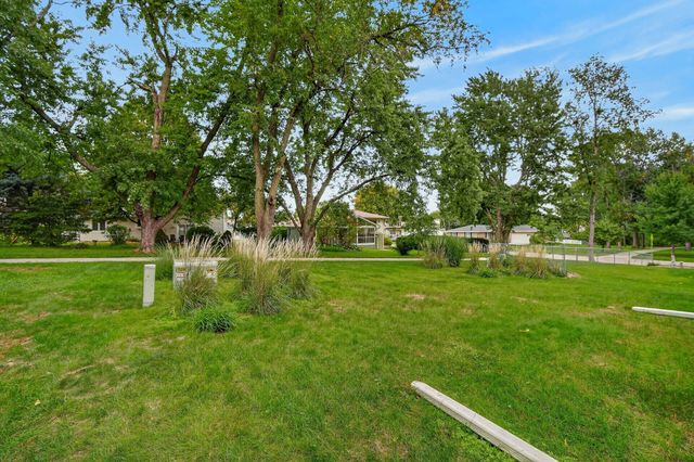 8003 Alpine Drive, Urbandale, IA 50322