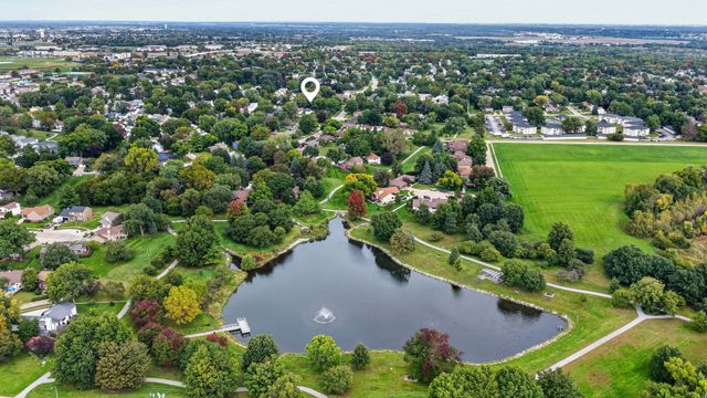 8003 Alpine Drive, Urbandale, IA 50322