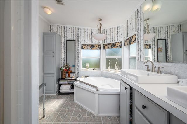 8236 LAKE LOWERY ROAD, Haines City, FL 33844