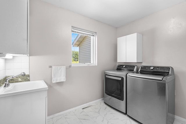 N4636 County Road V, Poynette, WI 53955