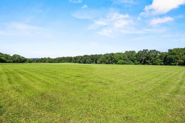 N4636 County Road V, Poynette, WI 53955