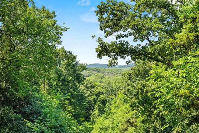 N4636 County Road V, Poynette, WI 53955