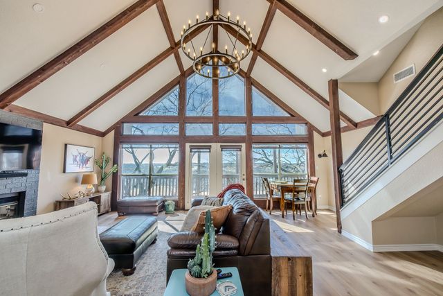 105 Turnberry Loop, Possum Kingdom Lake, TX 76449