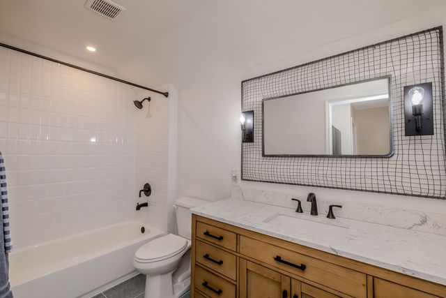 105 Turnberry Loop, Possum Kingdom Lake, TX 76449