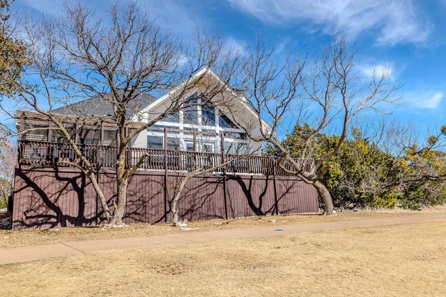 105 Turnberry Loop, Possum Kingdom Lake, TX 76449