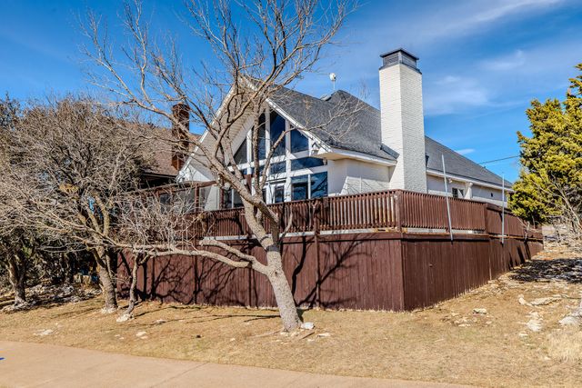 105 Turnberry Loop, Possum Kingdom Lake, TX 76449