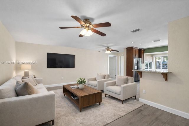 11900 NW 29th Mnr, Sunrise, FL 33323