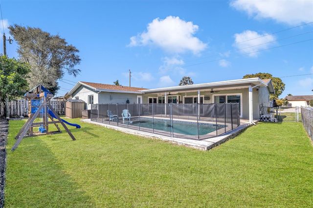 11900 NW 29th Mnr, Sunrise, FL 33323