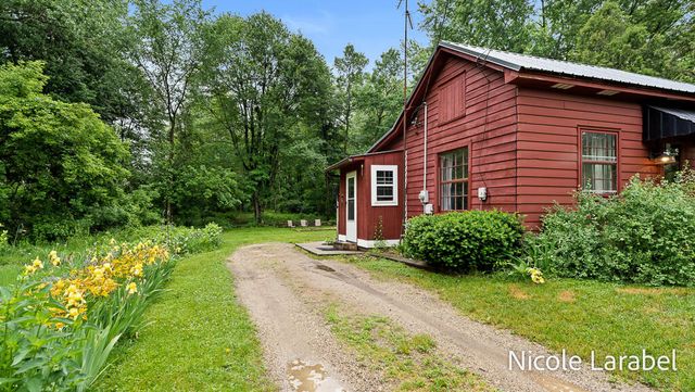 4696 16 Mile Road Ne, Algoma Twp, MI 49319