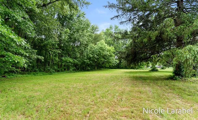 4696 16 Mile Road Ne, Algoma Twp, MI 49319