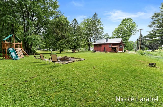 4696 16 Mile Road Ne, Algoma Twp, MI 49319