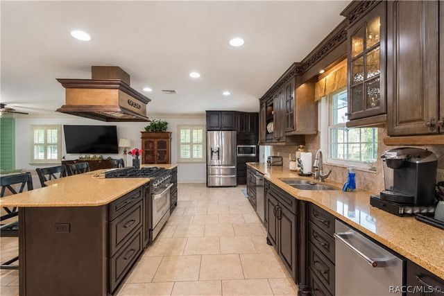 2178 N Watersedge Drive, Crystal River, FL 34429
