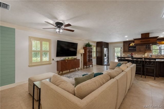 2178 N Watersedge Drive, Crystal River, FL 34429