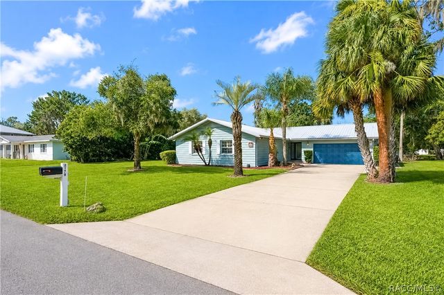 2178 N Watersedge Drive, Crystal River, FL 34429