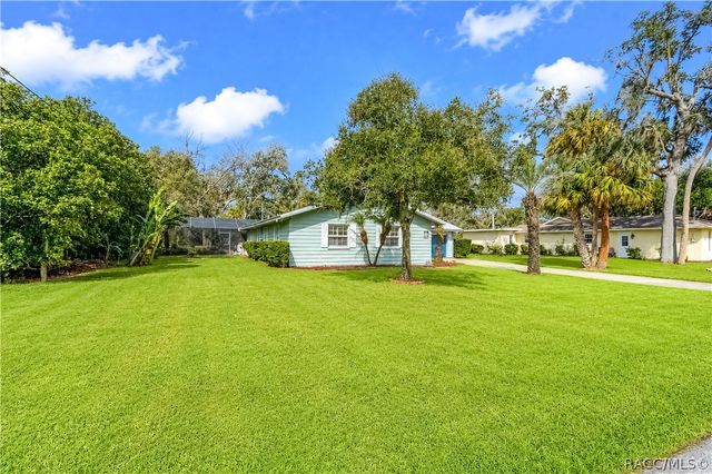 2178 N Watersedge Drive, Crystal River, FL 34429