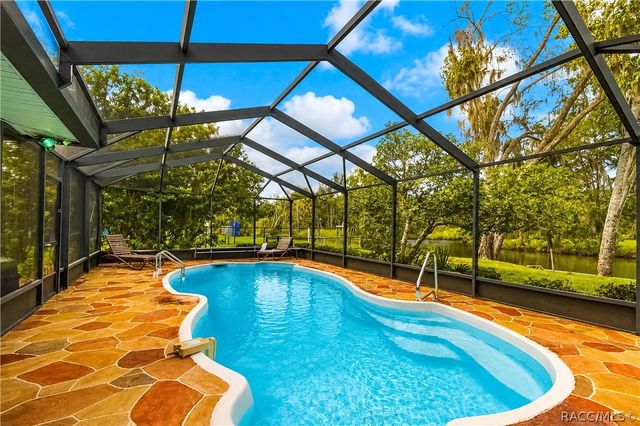 2178 N Watersedge Drive, Crystal River, FL 34429